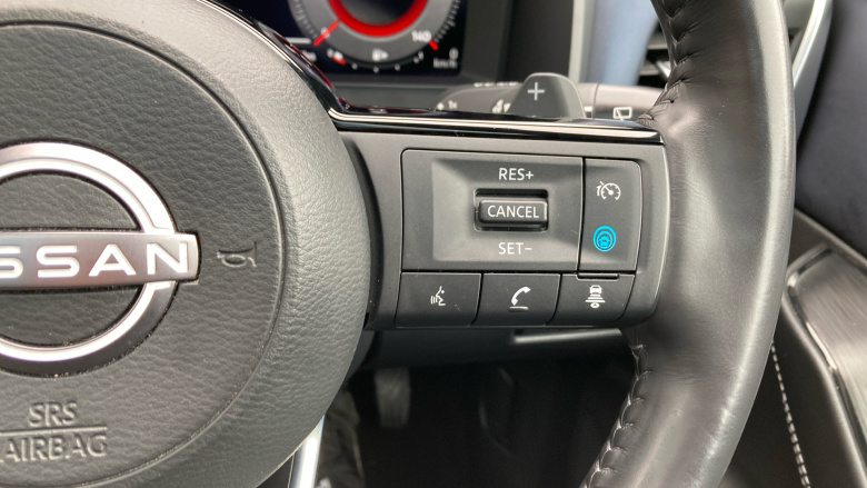 Nissan Qashqai 1.3 DiG-T MH 158 Tekna 5dr Xtronic Petrol Hatchback